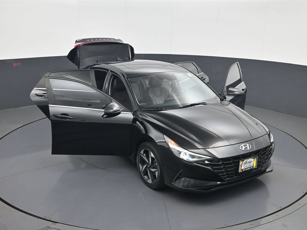 Used 2023 Hyundai Elantra Limited w/ Cargo Package FWD image 31