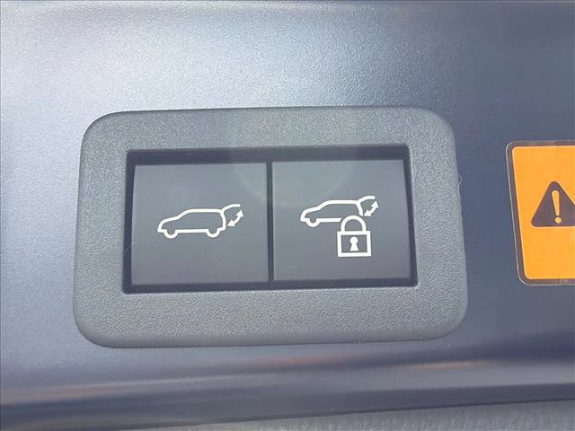 Used 2026 Toyota RAV4 SE w/ Convenience Package AWD/4WD image 19