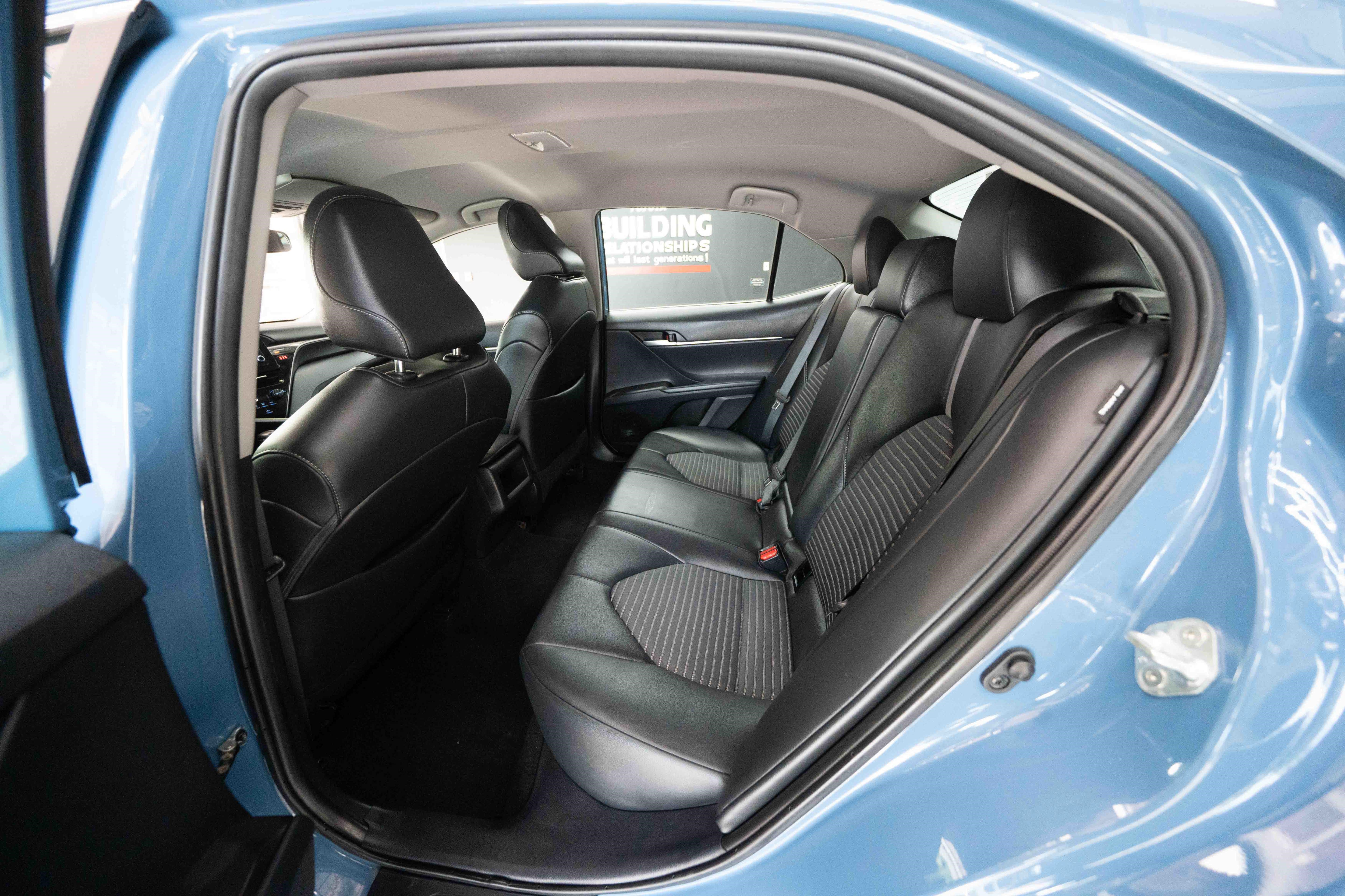 Used 2024 Toyota Camry SE FWD image 23
