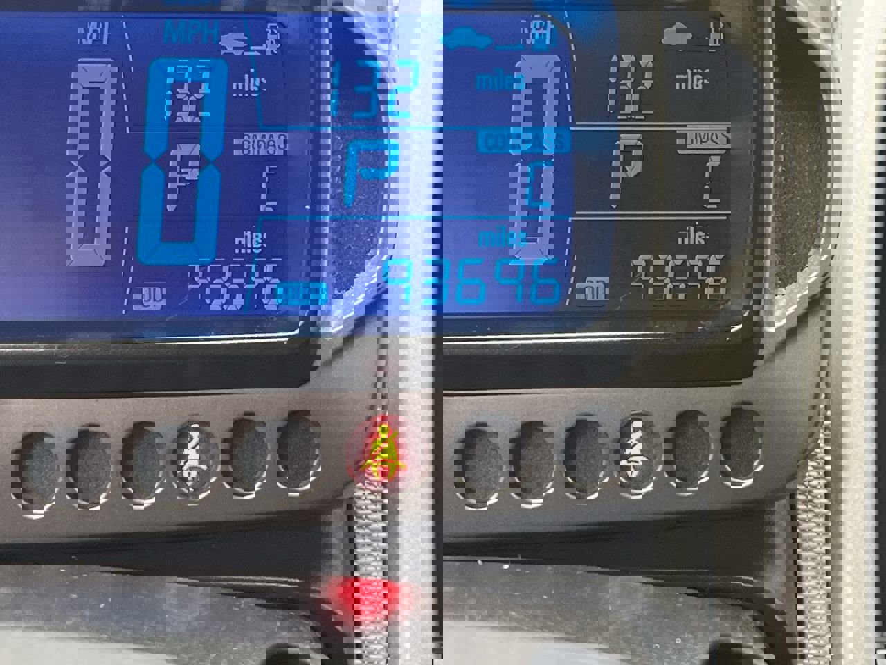 Used 2014 Chevrolet Sonic LT image 12