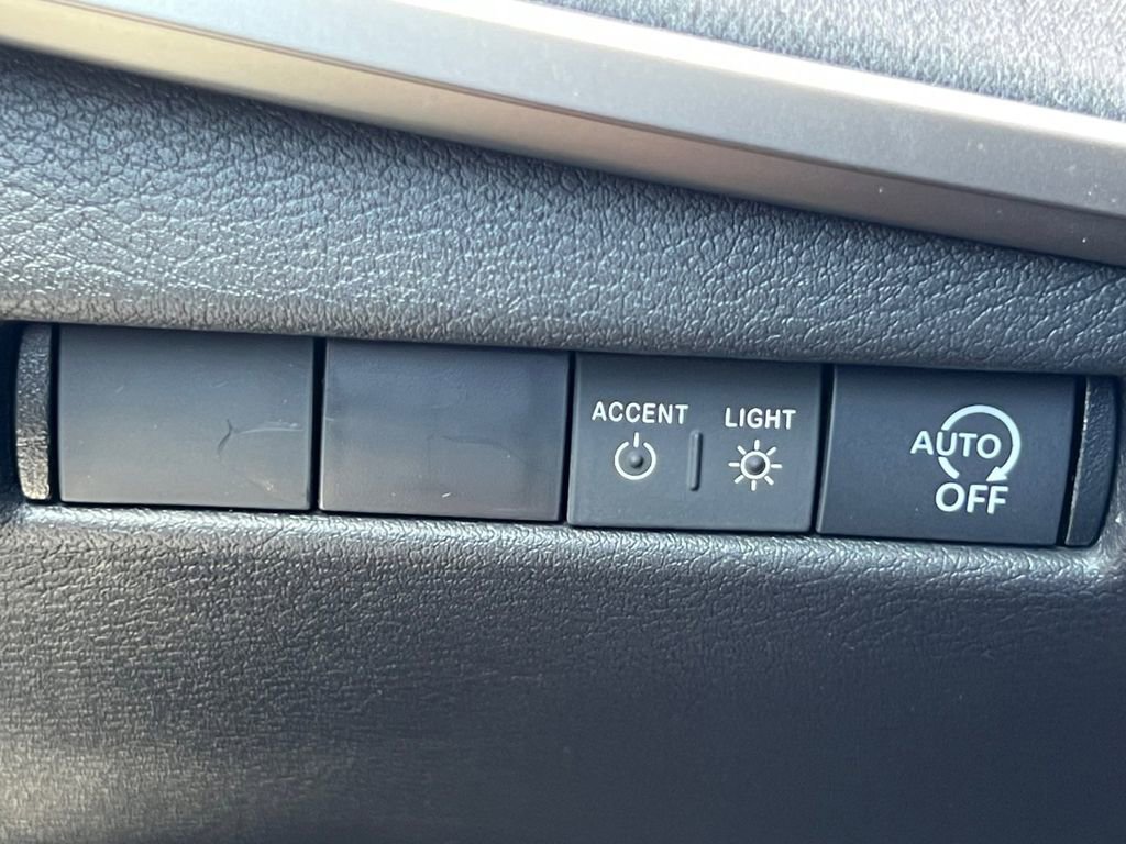 New 2026 Nissan Kicks SV image 25