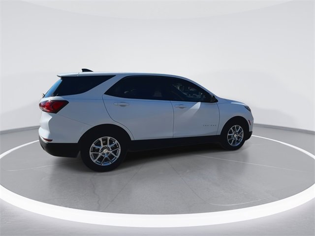 Used 2022 Chevrolet Equinox LS w/ LS Convenience Package image 12