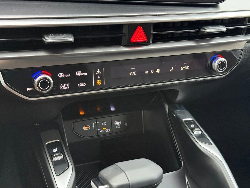 New 2026 Kia Sorento S image 14