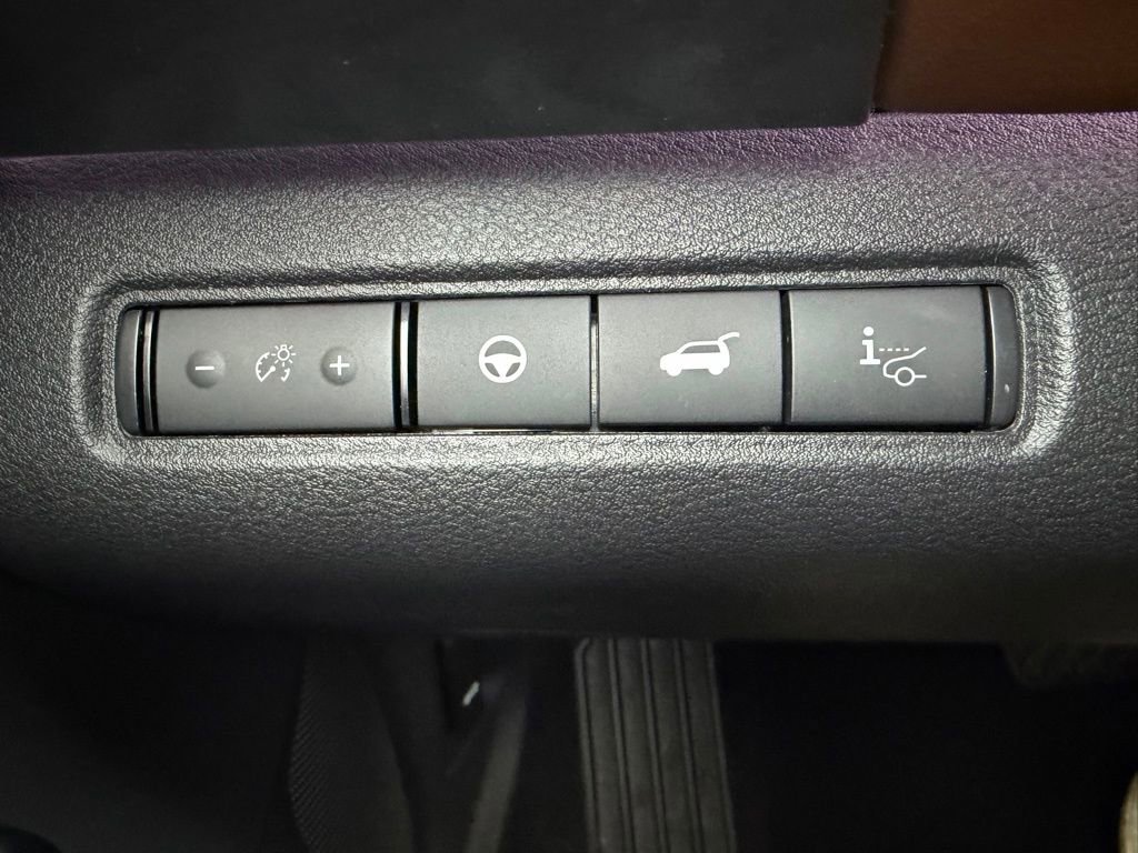 New 2026 Nissan Pathfinder SL image 24