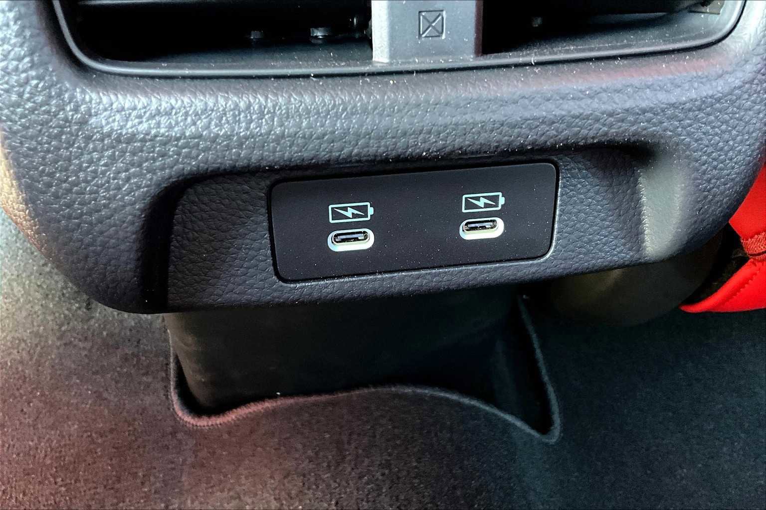 Certified 2025 Acura ADX A-Spec image 18