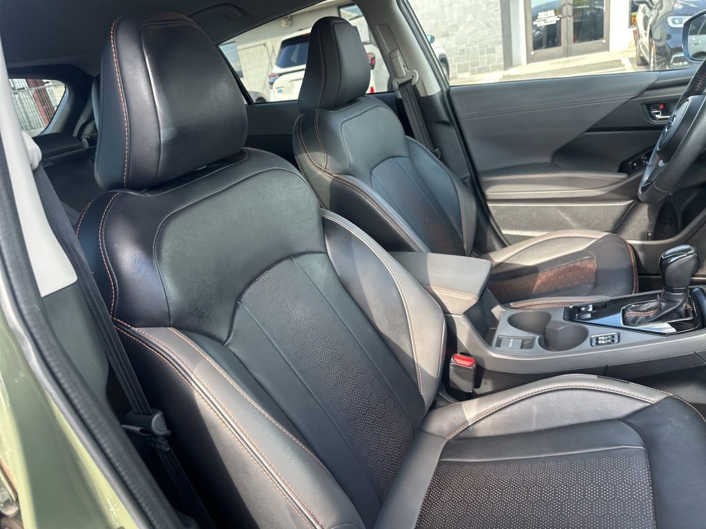 Used 2025 Subaru Crosstrek 2.5i Limited w/ Crosstrek Mirror Package image 13