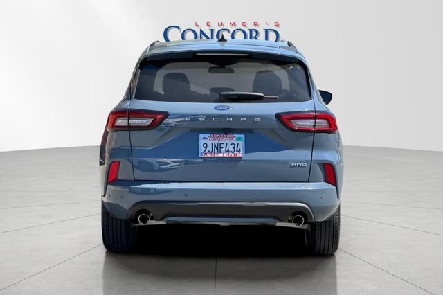 Used 2023 Ford Escape ST-Line w/ Tech Pack #1 AWD/4WD image 5