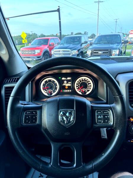 Used 2017 RAM 1500 Express w/ Express Value Package image 8