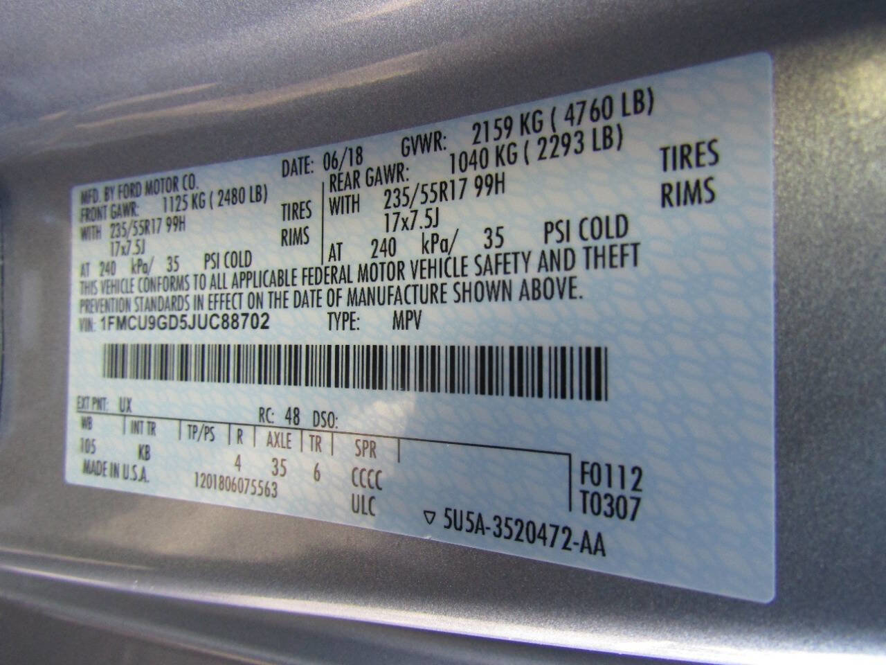 Used 2018 Ford Escape SE w/ Ford Safe & Smart Package AWD/4WD image 21