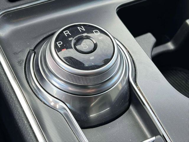 Used 2022 Ford Edge ST-Line w/ Cargo Accessory Package image 28