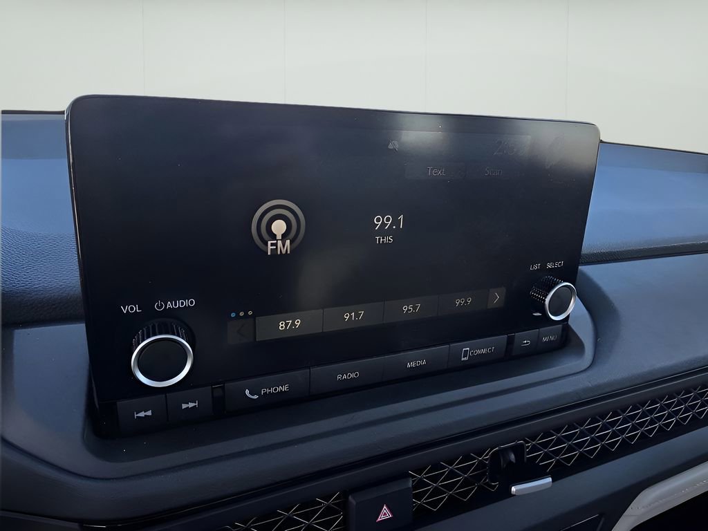 Used 2023 Honda Accord EX image 21