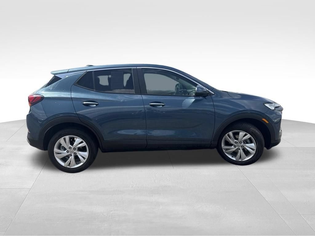 Certified 2024 Buick Encore GX Preferred w/ Comfort Package FWD image 6