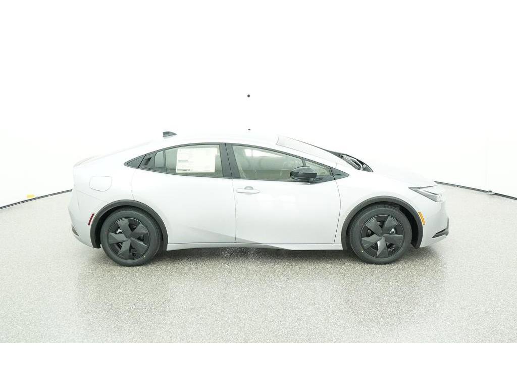 New 2026 Toyota Prius Plug-In Hybrid image 11