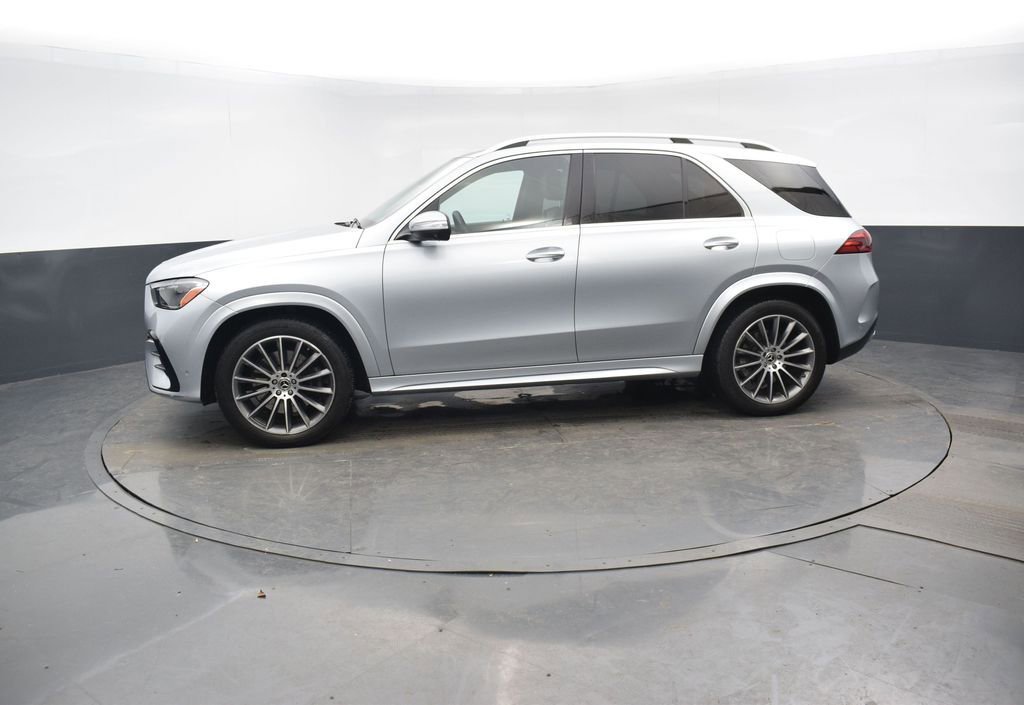 Used 2024 Mercedes-Benz GLE 450e 4MATIC image 2