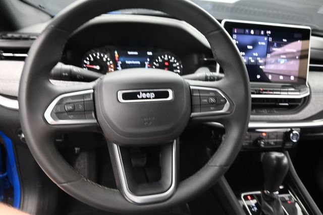 Used 2024 Jeep Compass Latitude AWD/4WD image 25