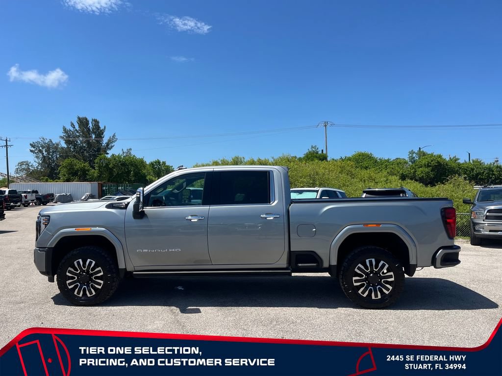Used 2024 GMC Sierra 2500 Denali Ultimate w/ Max Trailering Package AWD/4WD image 4