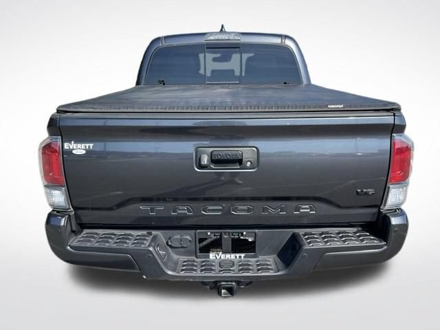 Used 2023 Toyota Tacoma TRD Sport w/ Technology Package AWD/4WD image 8