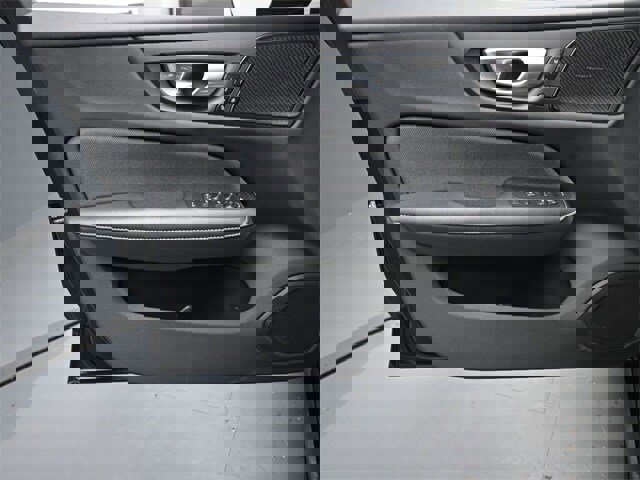 Certified 2024 Volvo S60 B5 Plus image 19