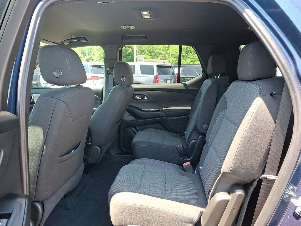 Certified 2023 Chevrolet Traverse LT AWD/4WD image 12