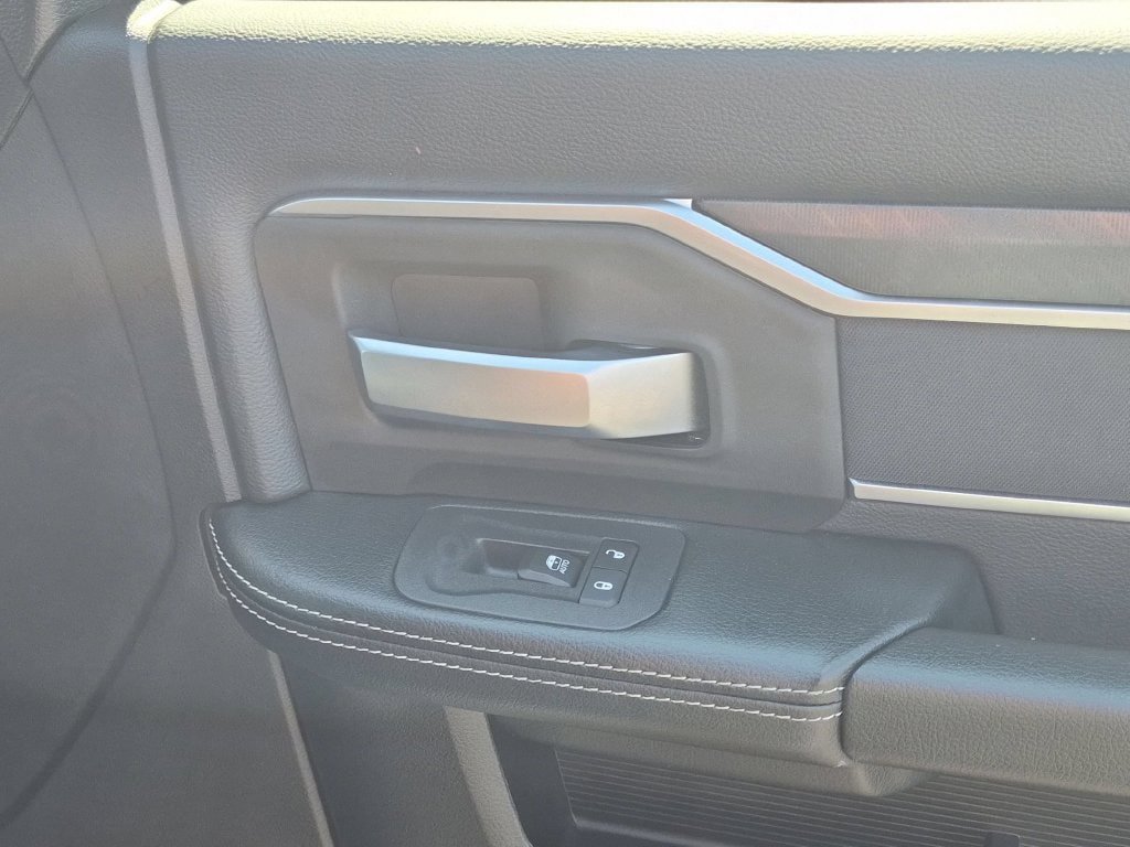 Certified 2026 RAM 2500 Big Horn AWD/4WD image 32