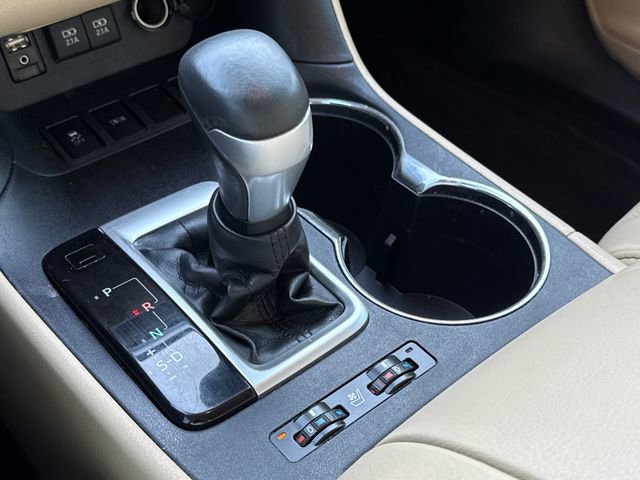 Used 2017 Toyota Highlander Limited FWD image 31