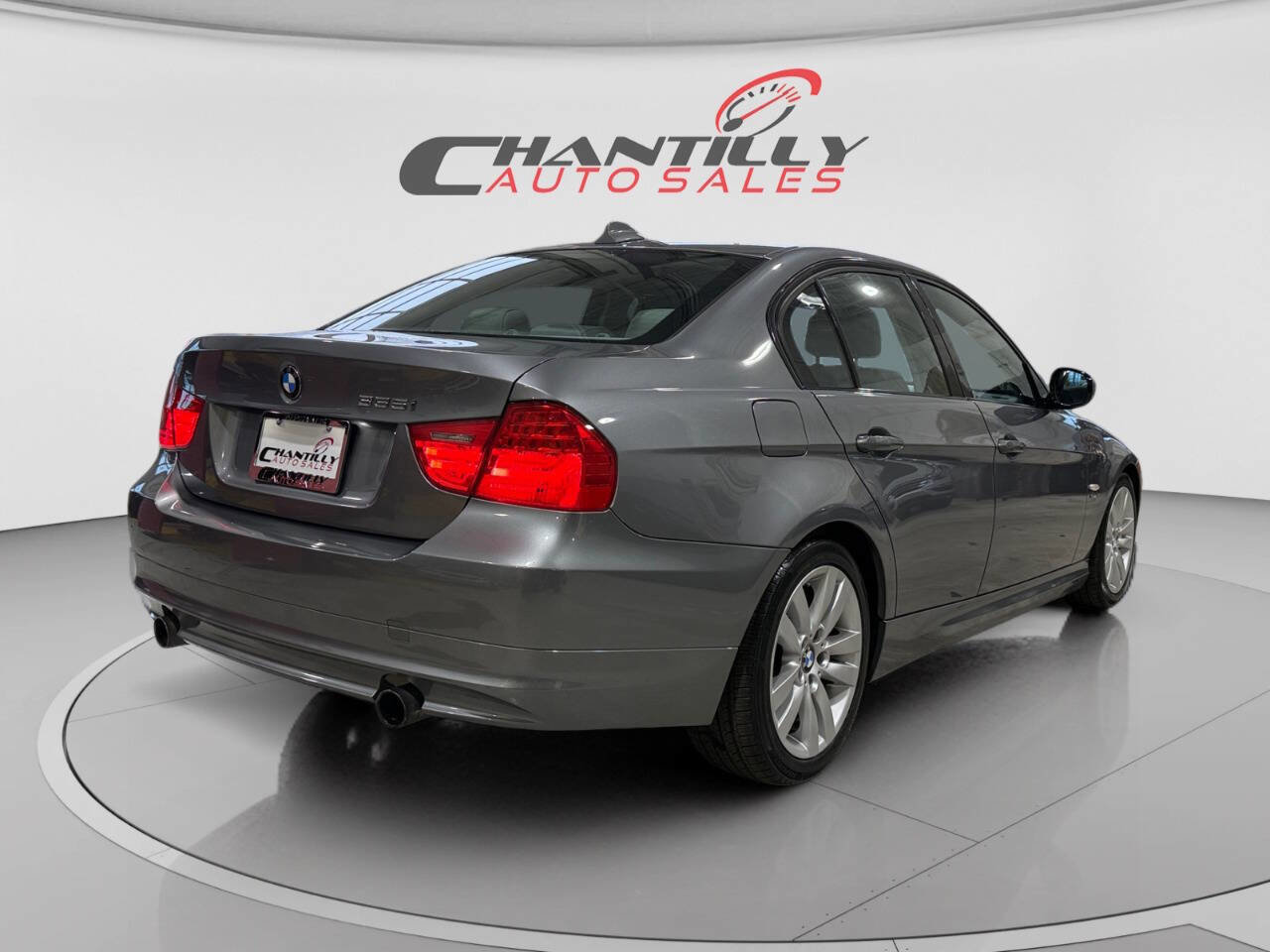 Used 2009 BMW 335i xDrive Sedan image 5