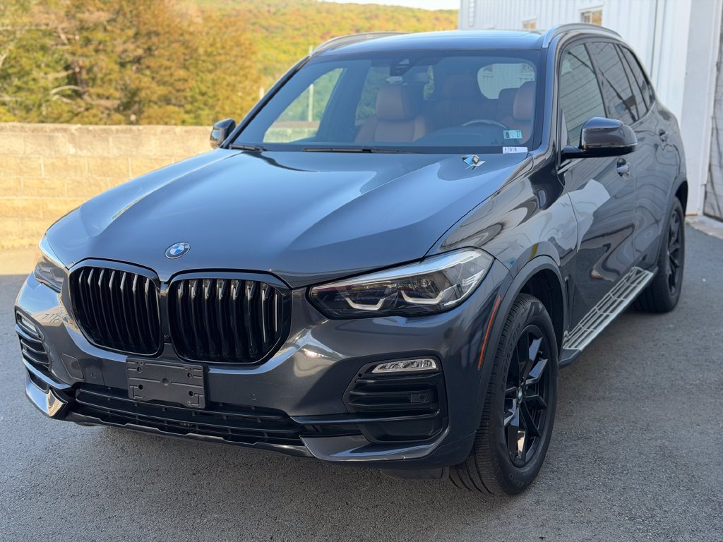 Used 2019 BMW X5 xDrive40i w/ Convenience Package AWD/4WD image 1