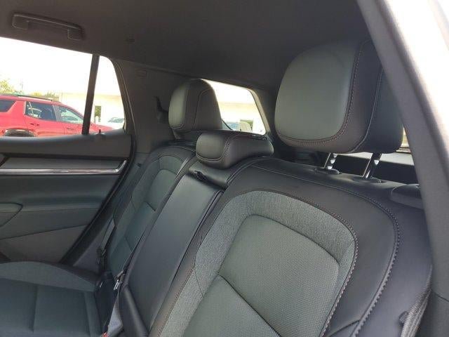 New 2027 GMC Terrain AT4 AWD/4WD image 17