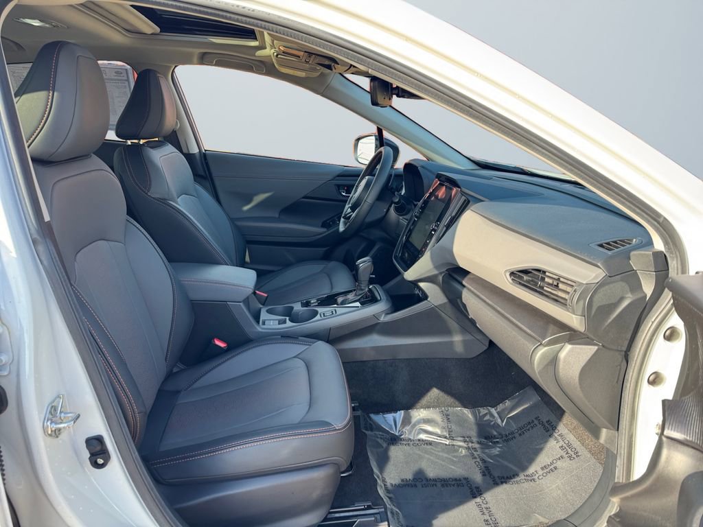 Certified 2025 Subaru Crosstrek 2.5i Limited w/ Crosstrek Mirror Package image 15