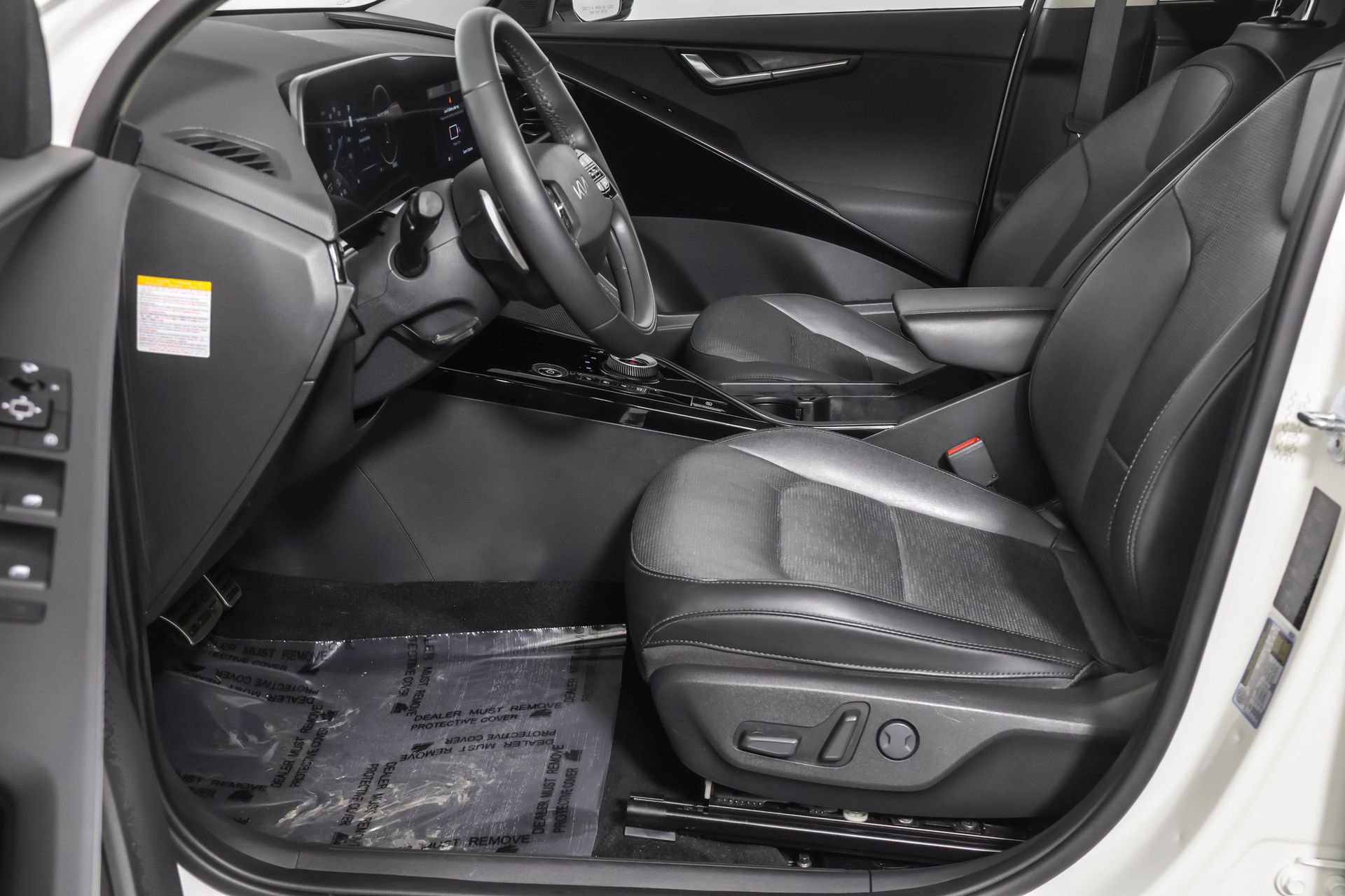 Used 2023 Kia Niro Wave w/ Wave Preserve Package image 27