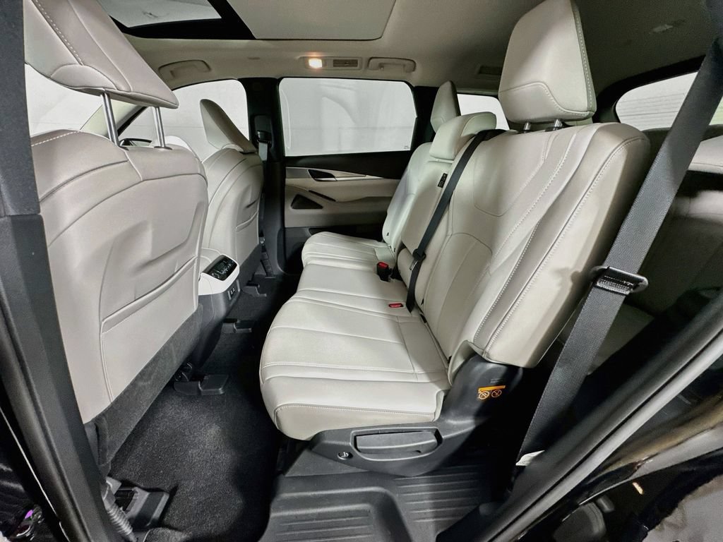 Certified 2026 INFINITI QX60 Pure AWD/4WD image 33