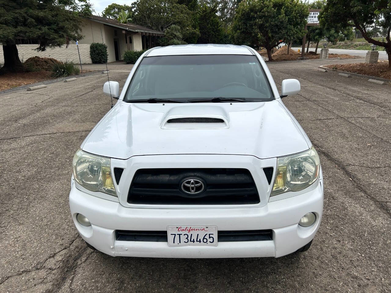 Used 2005 Toyota Tacoma PreRunner image 8