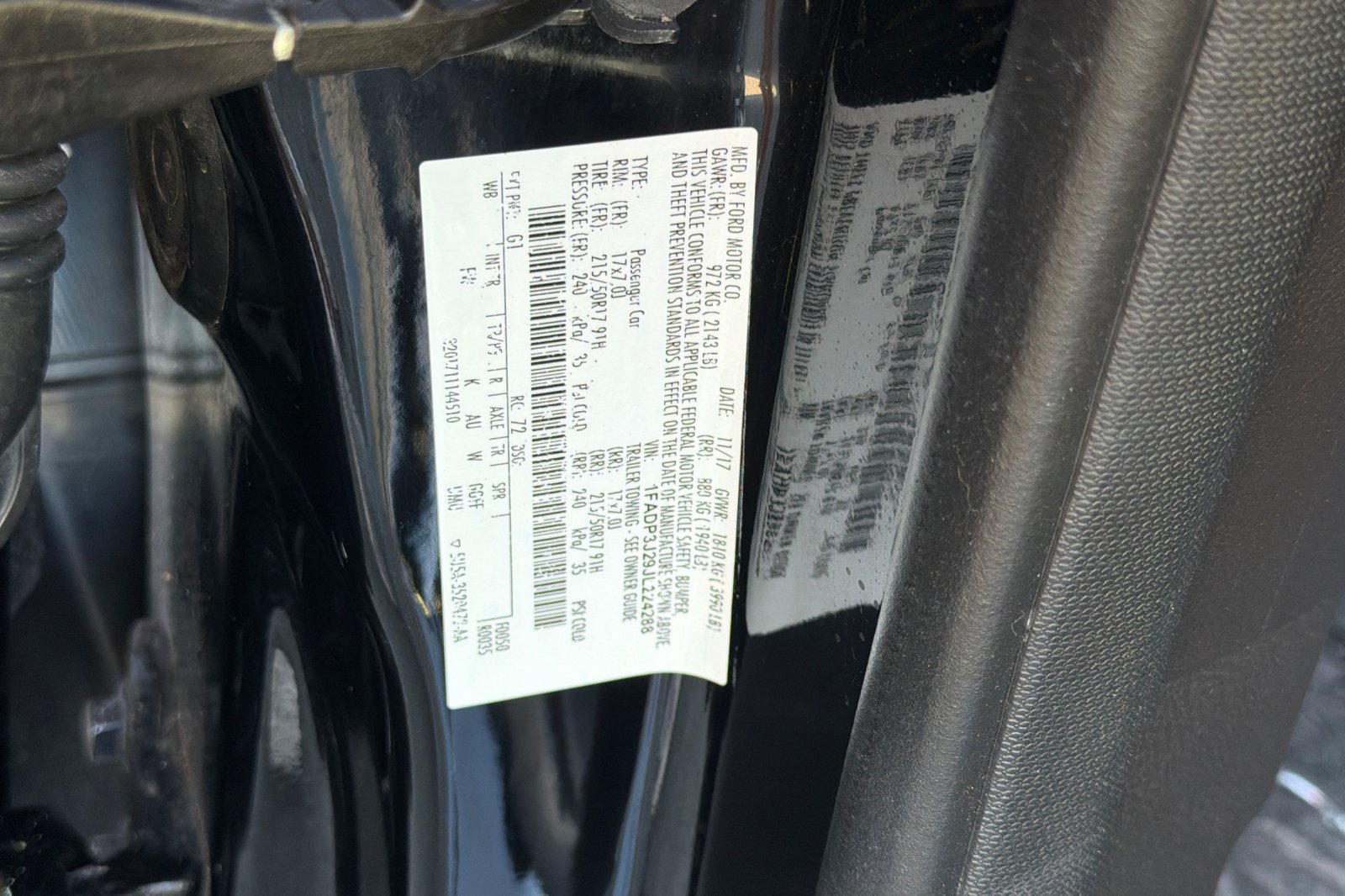 Used 2018 Ford Focus Titanium FWD image 33