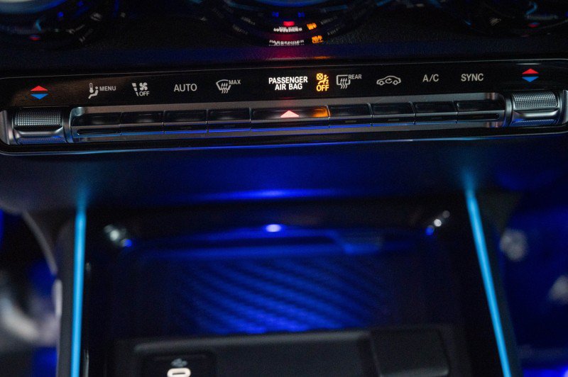 Certified 2024 Mercedes-Benz GLB 250 4MATIC image 26