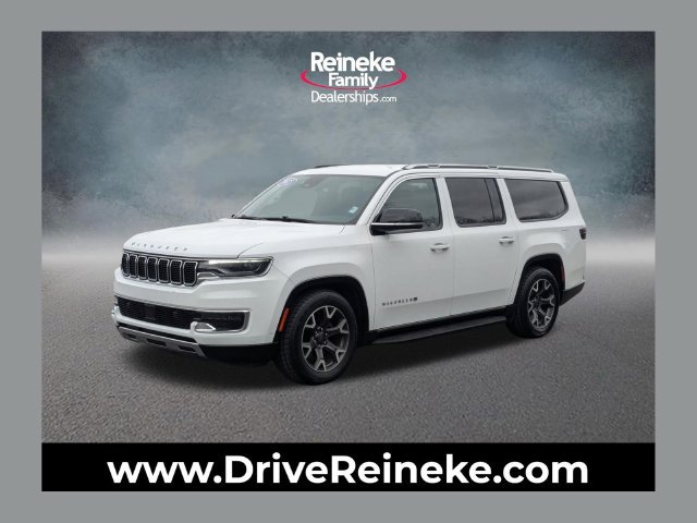 Used 2023 Jeep Wagoneer L Series III w/ Preferred Equipment Group AWD/4WD image 1