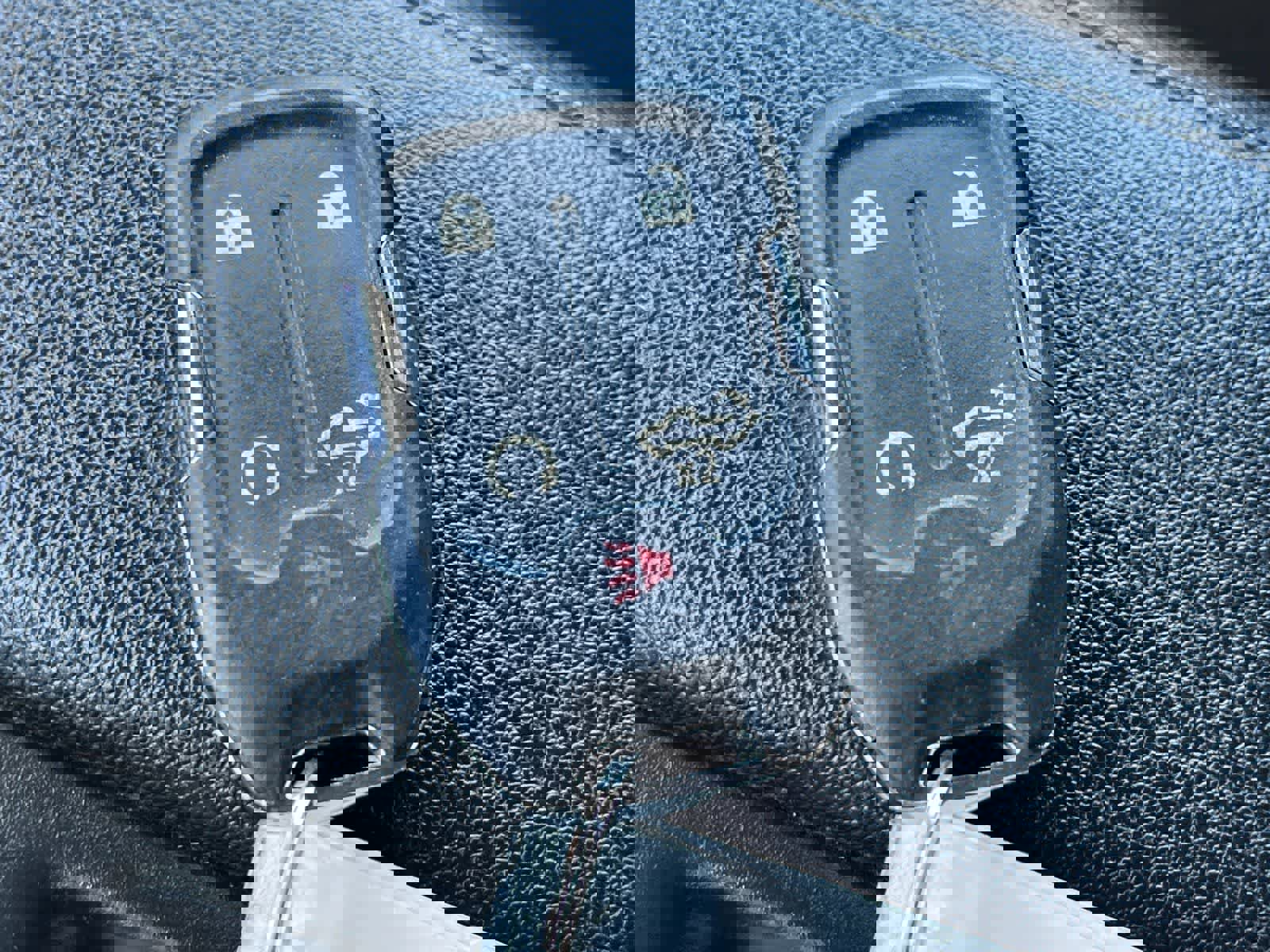 Used 2021 Chevrolet Silverado 1500 RST w/ Z71 Off-Road Package AWD/4WD image 28