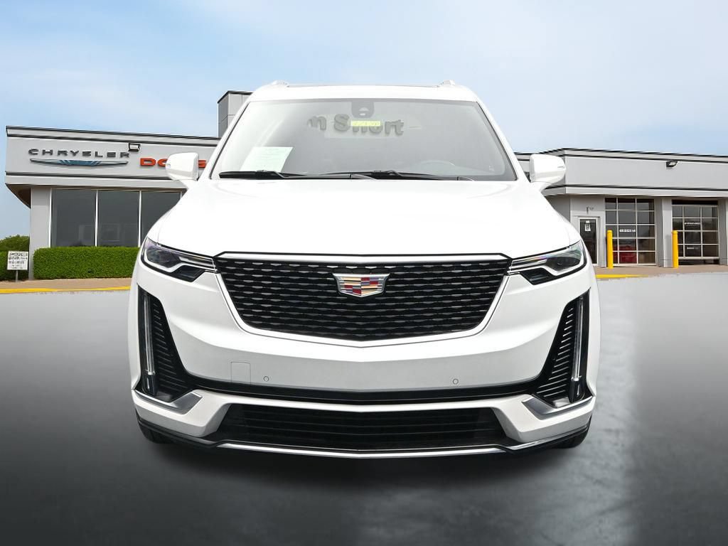 Used 2024 Cadillac XT6 Luxury w/ LPO, Floor Liner Package AWD/4WD image 8