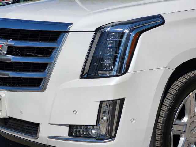 Used 2019 Cadillac Escalade Premium Luxury image 5