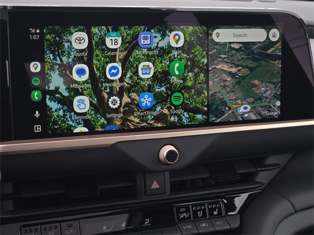 Used 2025 Toyota Crown Limited image 35