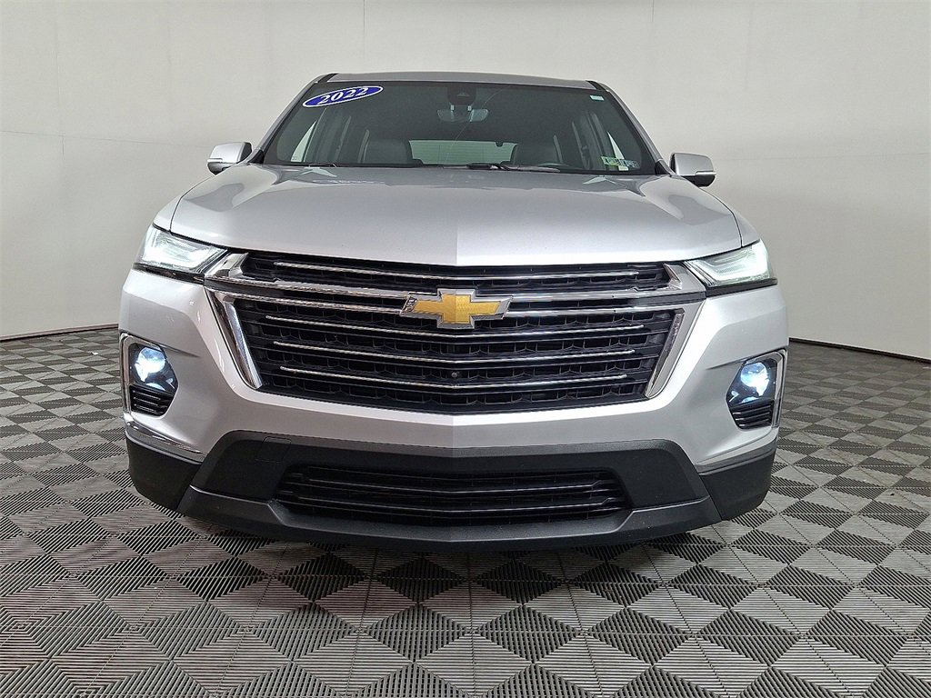Used 2022 Chevrolet Traverse LT w/ LT Premium Package image 5