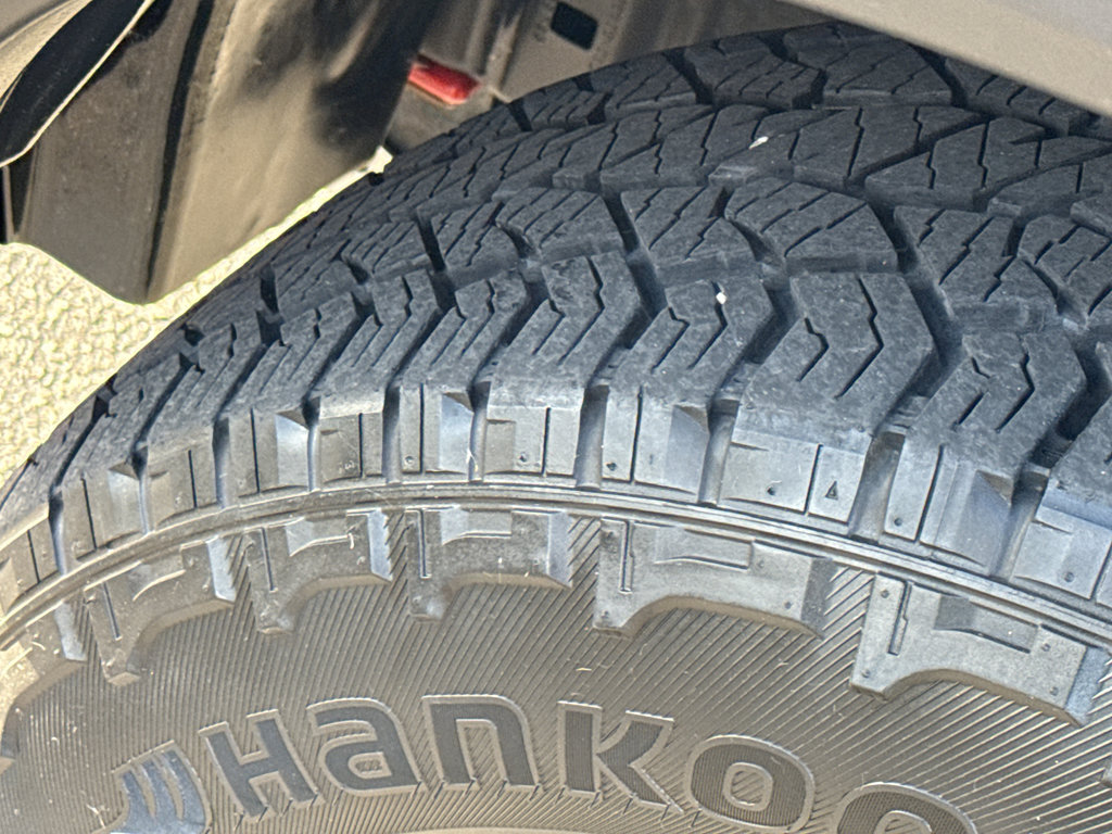 Certified 2022 Nissan Frontier PRO-4X w/ Pro-4X Premium Package image 10