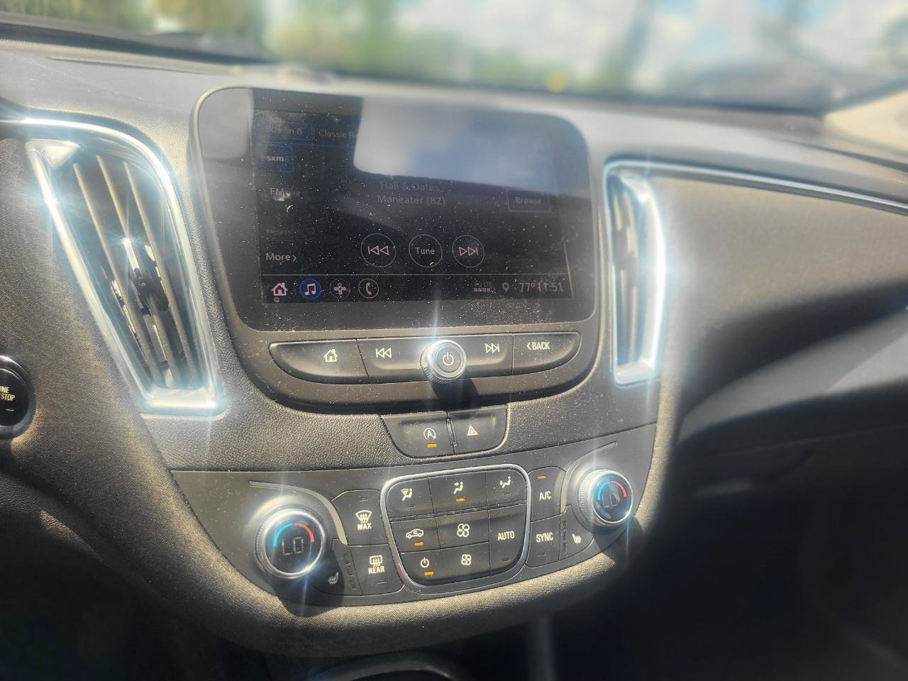 Used 2020 Chevrolet Malibu LT FWD image 44