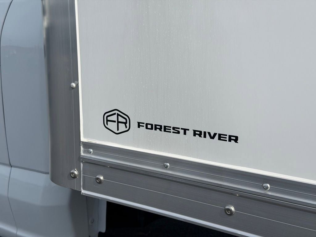 New 2026 Ford F550 2WD Regular Cab Super Duty image 13