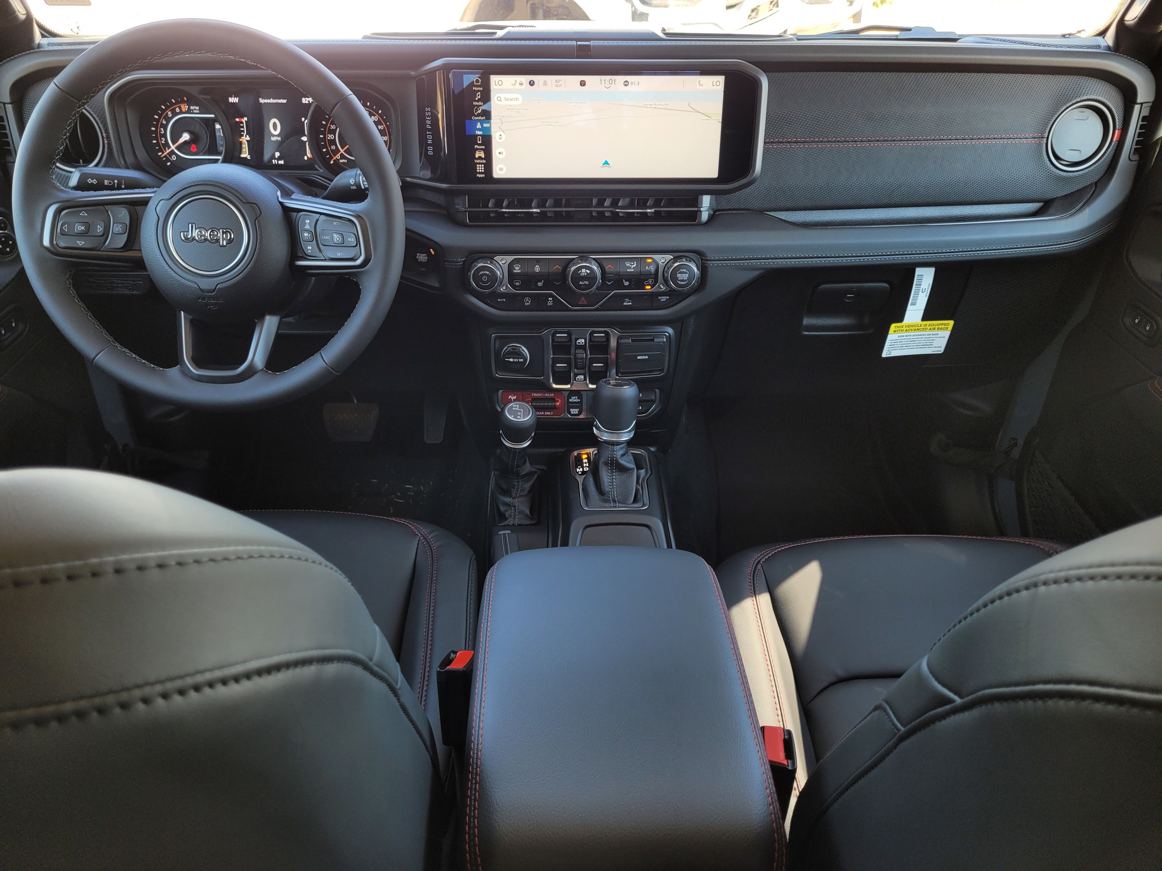 New 2025 Jeep Gladiator Rubicon w/ Convenience Group image 13
