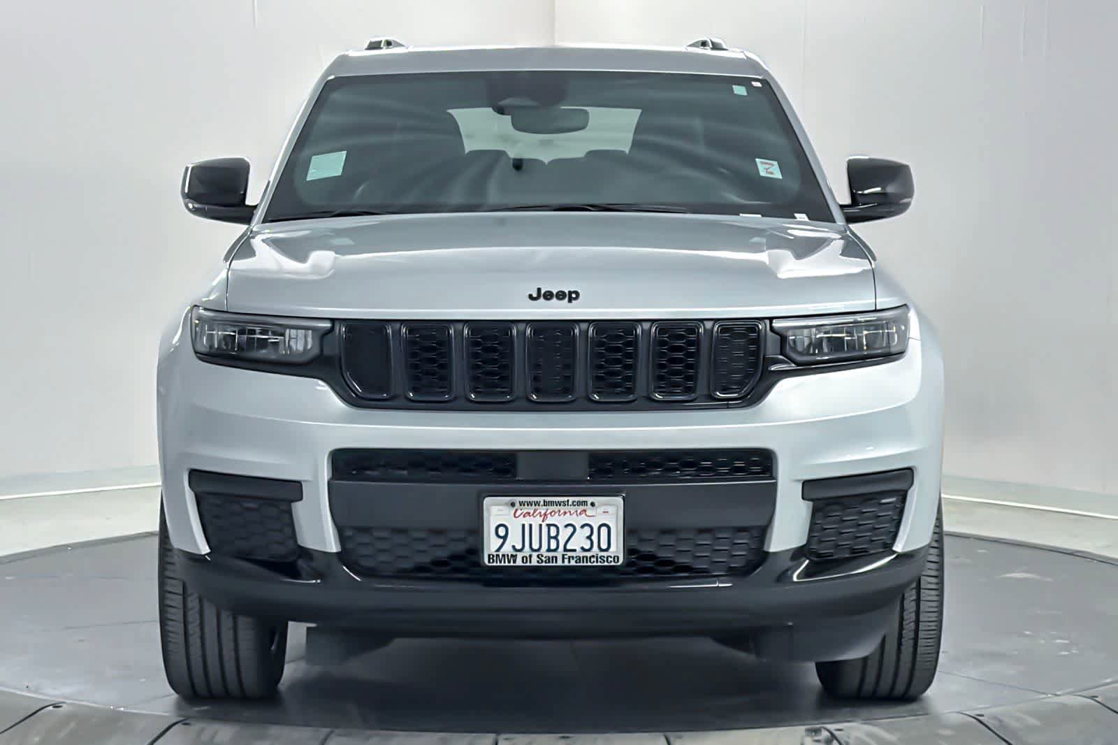 Used 2023 Jeep Grand Cherokee L Laredo AWD/4WD image 10
