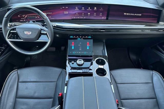 Certified 2025 Cadillac Escalade ESV Premium Luxury image 13