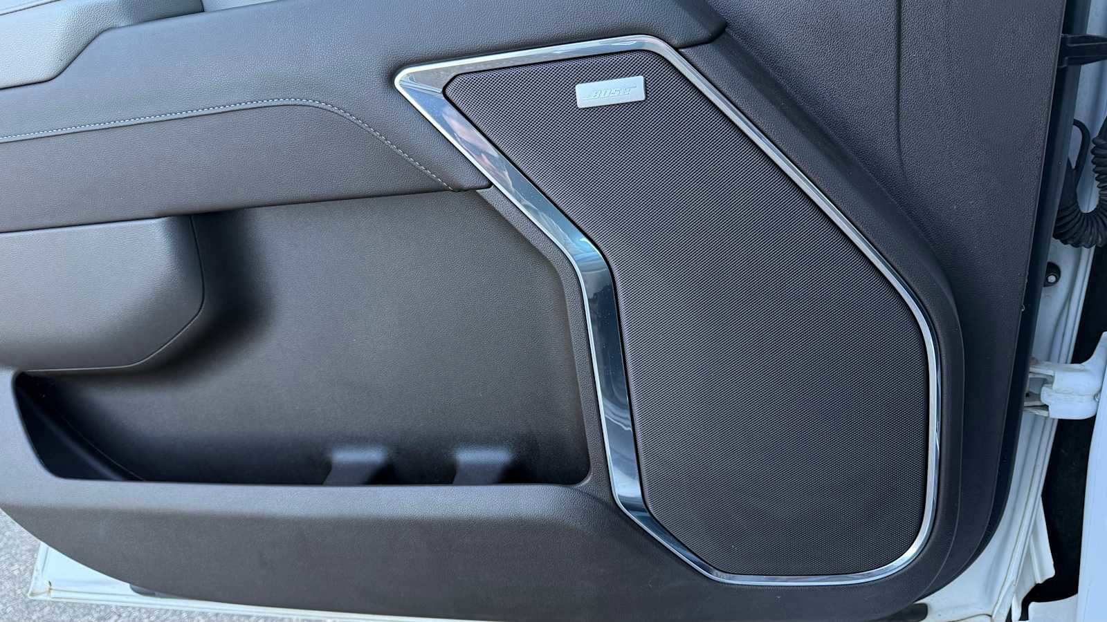 Used 2024 Chevrolet Silverado 1500 LTZ AWD/4WD image 13