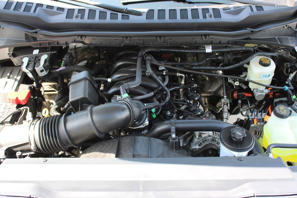 Used 2025 Ford F250 XLT image 38