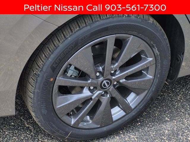 New 2026 Nissan Sentra SL w/ Floor Mat Package FWD image 5