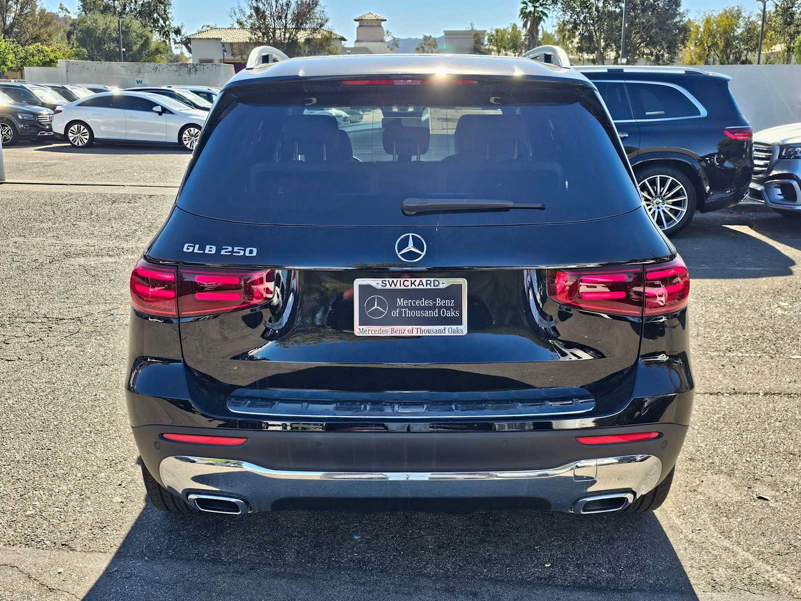 New 2026 Mercedes-Benz GLB 250 image 4
